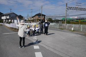 え２