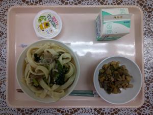 給食
