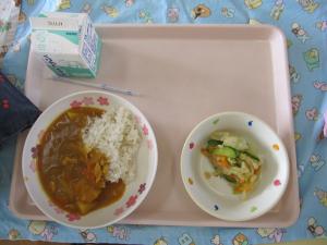 給食