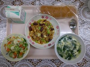給食