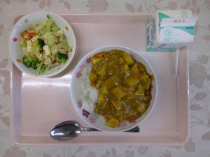 給食