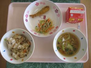 給食