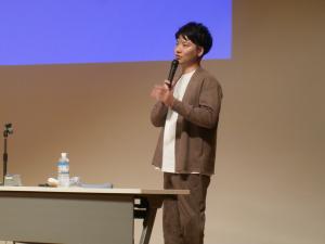 講演会写真１枚目