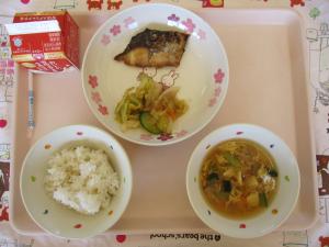 給食