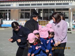 年長おしくらまんじゅう②