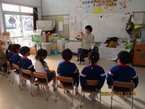 年長さんの読み聞かせ