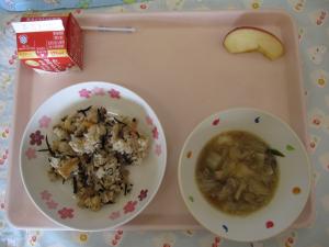 給食
