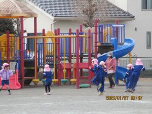 鬼ごっこ①
