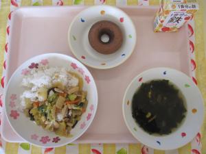 給食