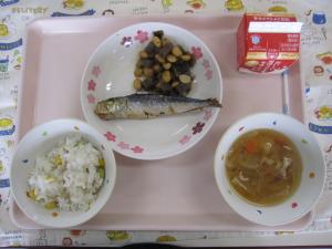 給食