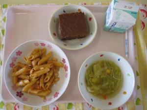 給食