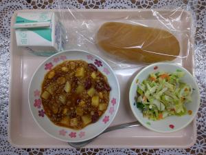 給食