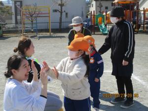 年少、年中ハイタッチ①