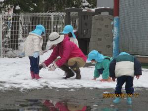 雪遊び④