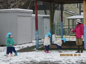 雪遊び⑤