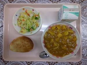 給食