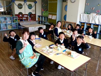一緒に給食02