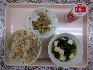 給食