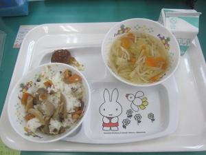 給食３
