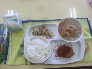 給食３