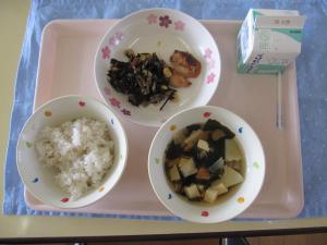 給食