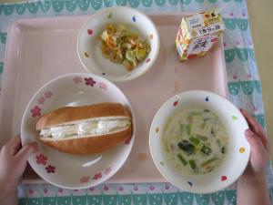 給食