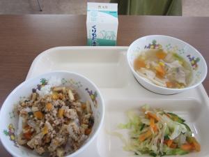 給食画像