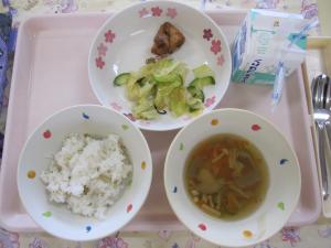 給食