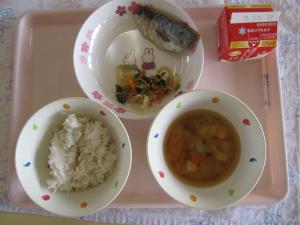 給食