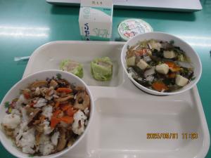 給食画像