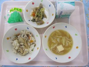 給食