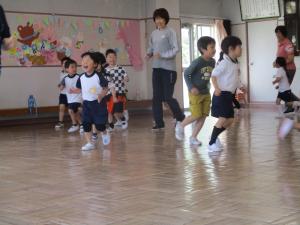 走れ
