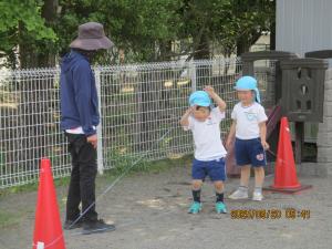 ゴム跳び②