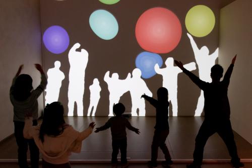 藤本直明「Immersive Shadow：Bubbles」