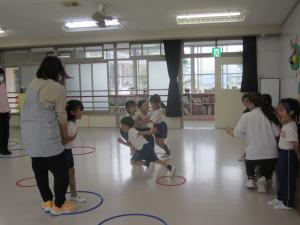 だるまさんが転んだ②