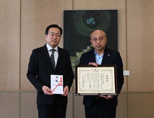 株式会社栄塗技建様感謝状贈呈式