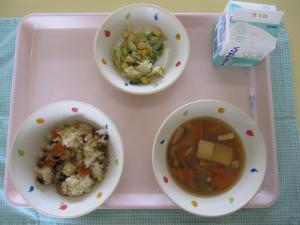 給食