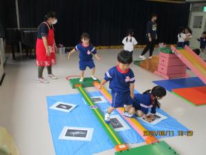 平行棒①