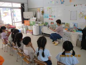 年長読み聞かせ