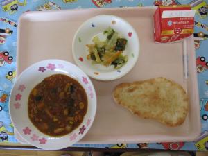給食