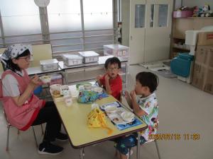 年中給食