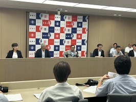 挨拶の様子