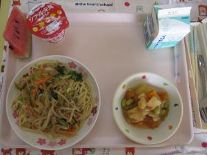 給食
