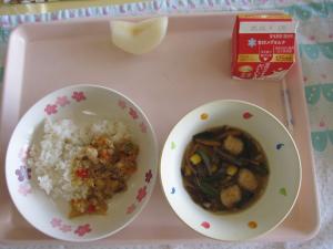 給食