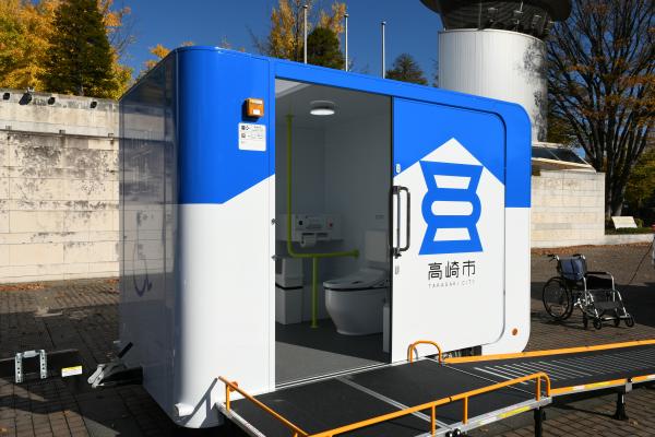 トイレトレーラーの様子