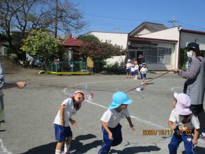 煎餅食い競争①