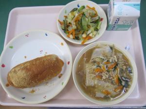 給食