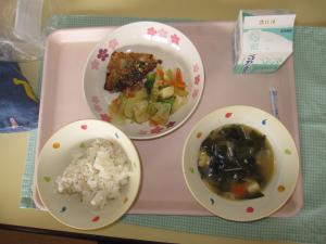 給食