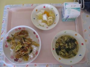 給食