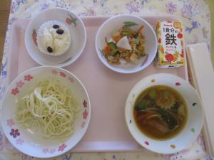 給食